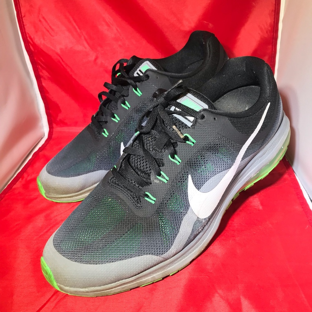 Nike Max Air Dynasty 2 Running Shoes Sneakers